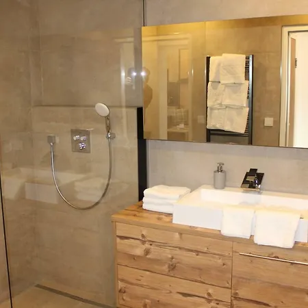 Alpina Apartament *