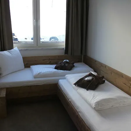 Apartament Alpina *